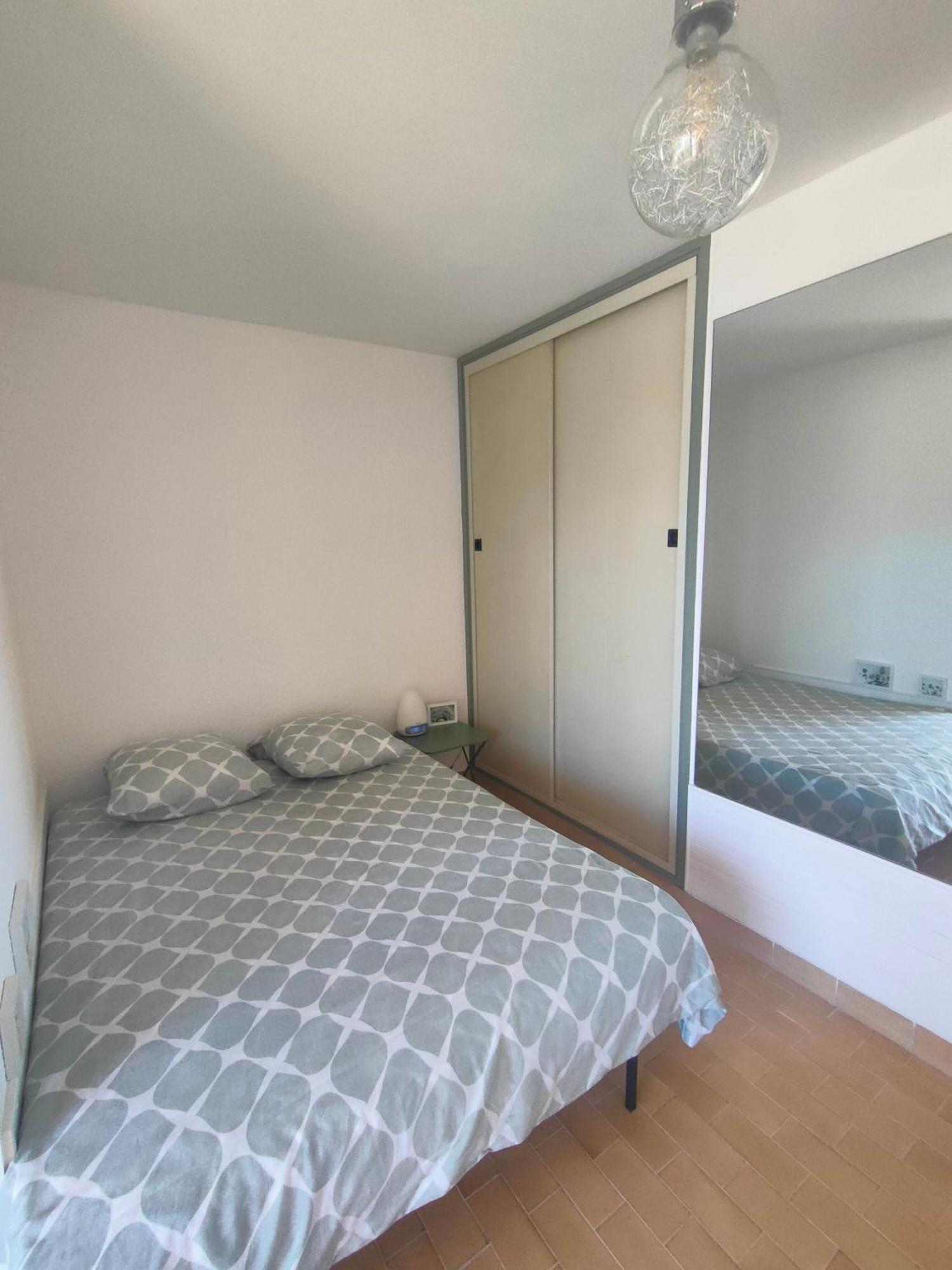 Gruissan, Studio Cabine, Au Calme Vue Degagee Sur Marina ภายนอก รูปภาพ