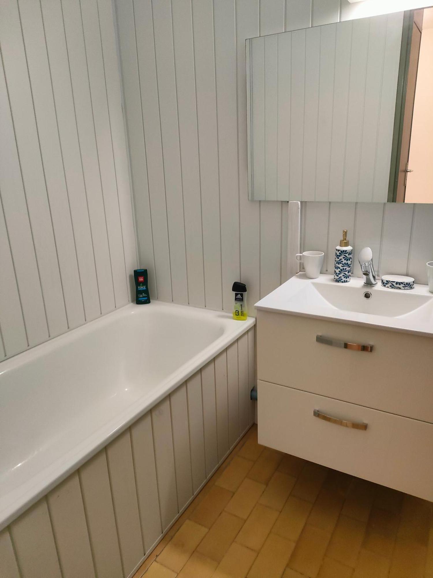 Gruissan, Studio Cabine, Au Calme Vue Degagee Sur Marina ภายนอก รูปภาพ
